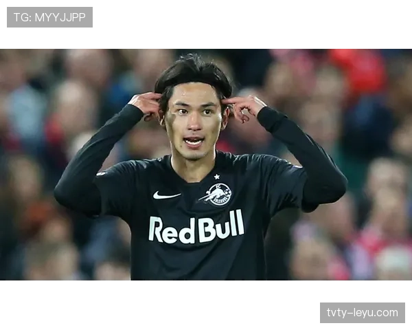 南野拓实：日本锋线新星崛起，成利物浦锋线关键人物