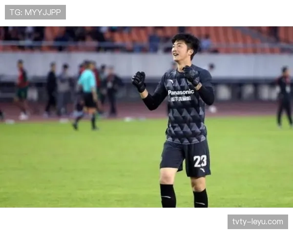 金玟哉防守站位详析：稳健表现助力球队巩固后防