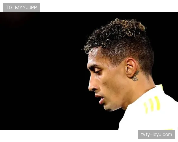 拉菲尼亚转会传闻再起，意甲豪门争相示好