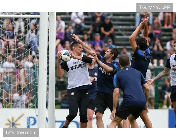 约书亚训练完直接去夜店？这反差谁懂啊